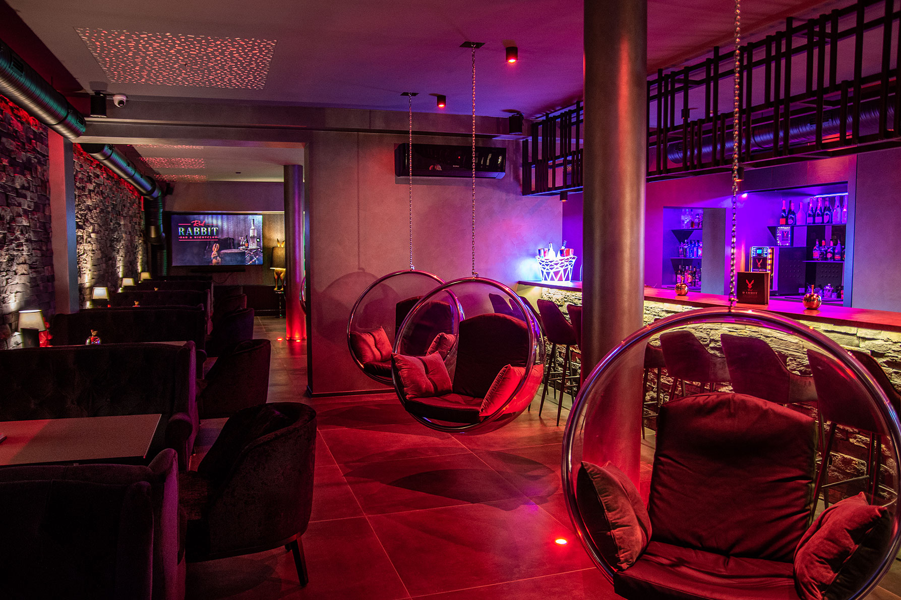 Champagne Lounge